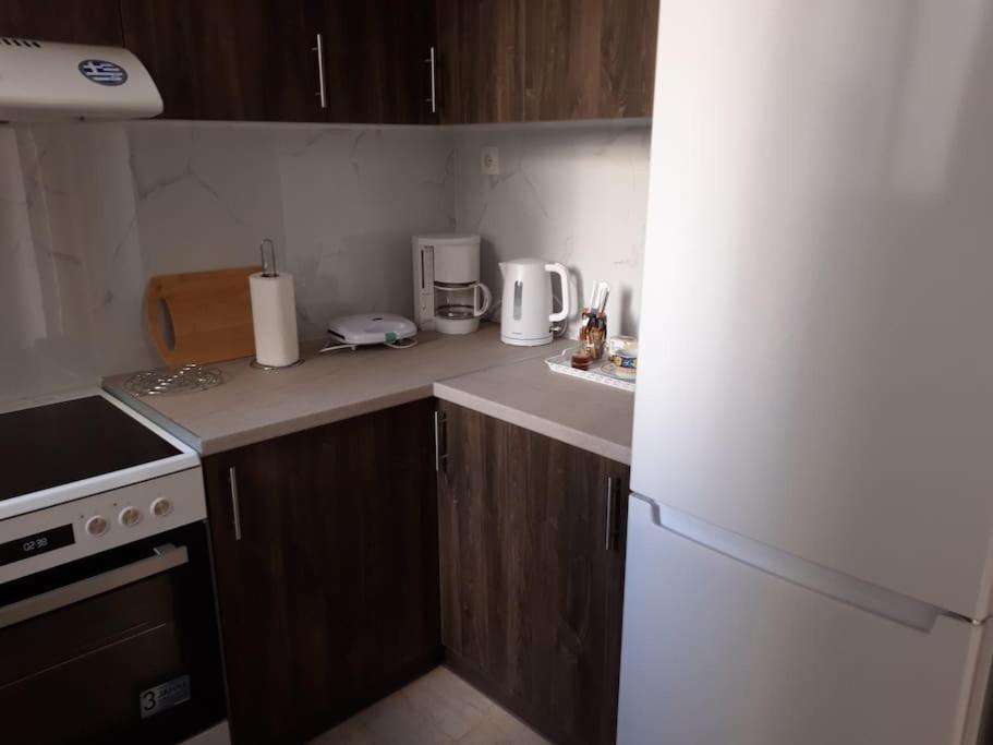 Comfort Apartment In The City Kalamata Exterior photo